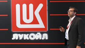 Почему падают акции Лукойла в Сплав